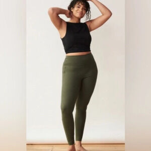 ADAY Breaks On Leggings Green Size XS